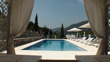 piscina 4 Chambre d’hotes,agriturismo a Grasse Costa Azurra,Alpi Marittime Le Relais du Peyloubet,charme,calmo,piscina.